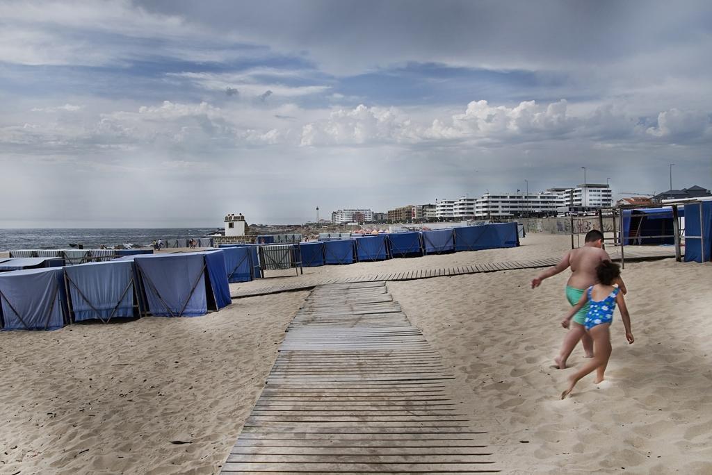 Vrs - Low Cost Beach Boat Hotell Leça da Palmeira Eksteriør bilde